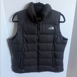 The North Face Black 700 Puffer Vest